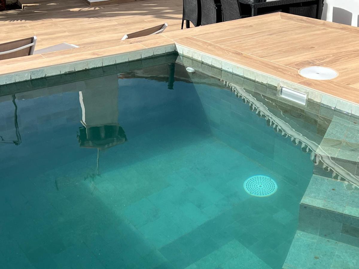 Karibu Beach & Pool Марбелья Экстерьер фото